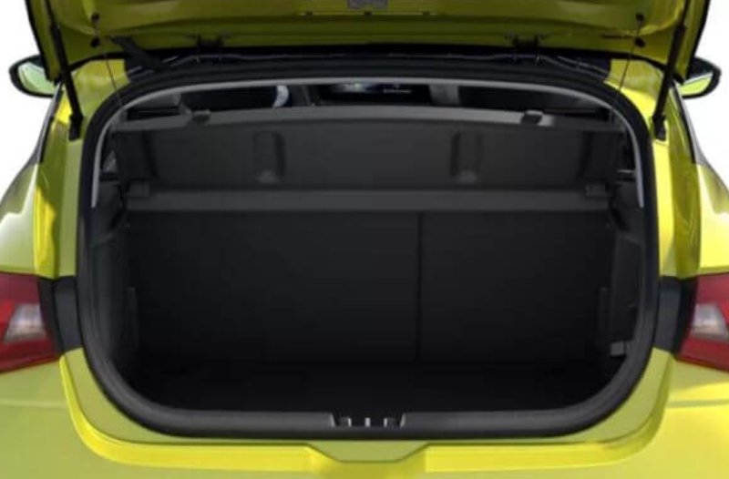 https://www.clarkshyundai.co.uk/assets/media/hyundaii20bootspace.jpeg