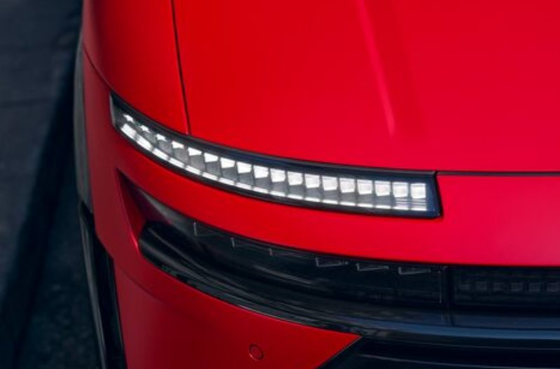 https://www.clarkshyundai.co.uk/assets/media/ledheadlights_2.jpeg