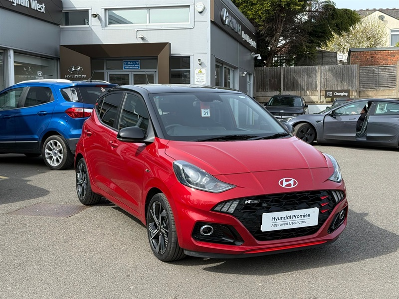 HYUNDAI i10
